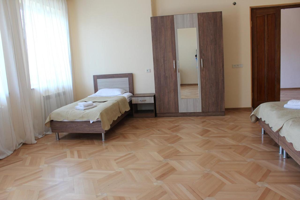 Hotel Big House Tbilisi Exterior foto