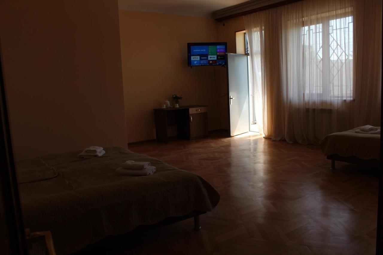 Hotel Big House Tbilisi Exterior foto